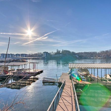 Waterfront Townhome With Private Dock And Lake Views Lake Ozark Exteriér fotografie