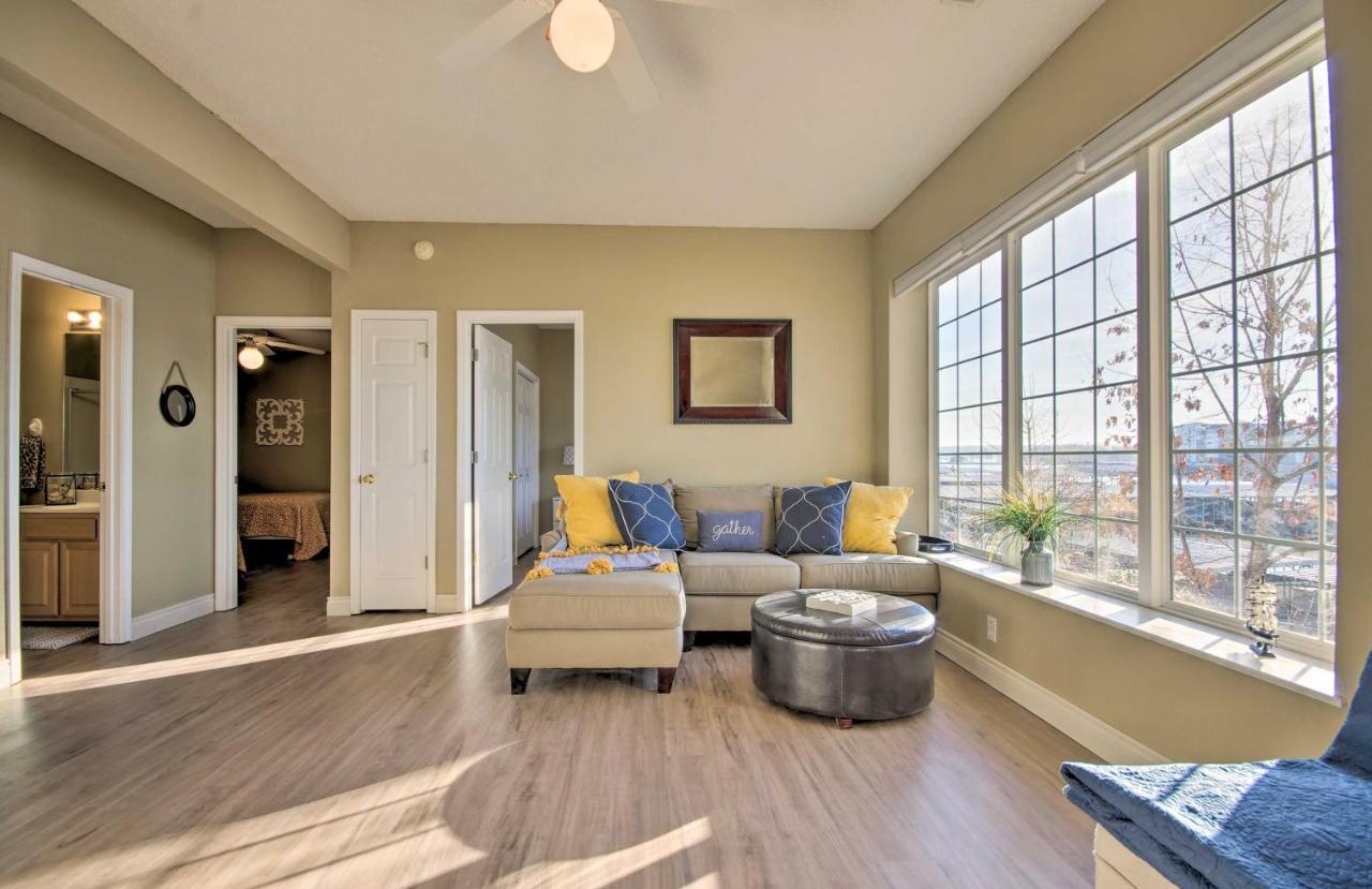 Waterfront Townhome With Private Dock And Lake Views Lake Ozark Exteriér fotografie
