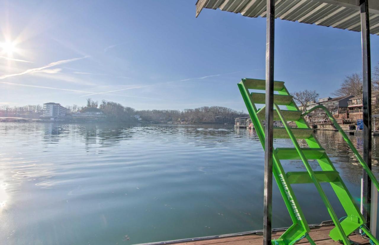 Waterfront Townhome With Private Dock And Lake Views Lake Ozark Exteriér fotografie